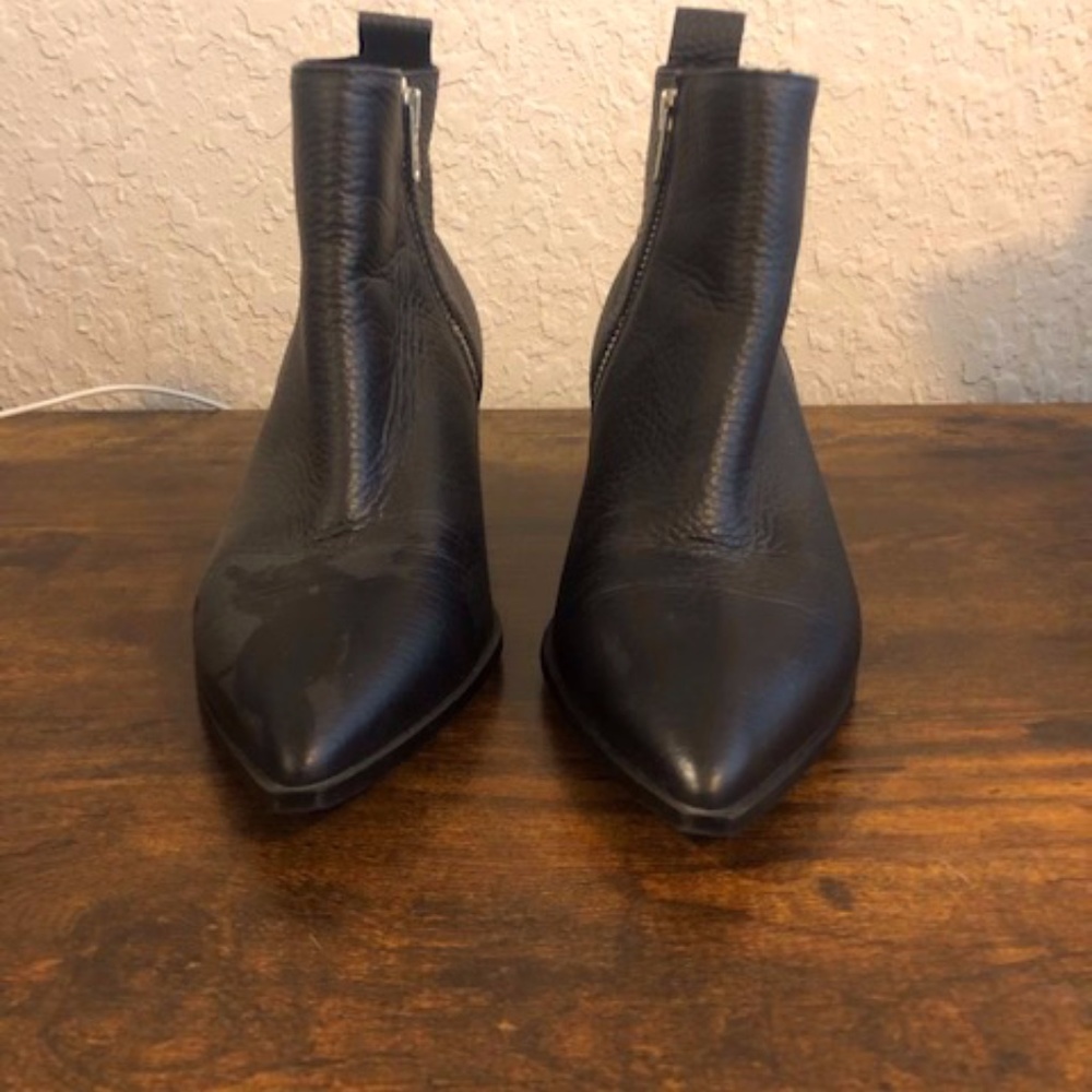 Everyone Black Italian Leather Ankle Boots